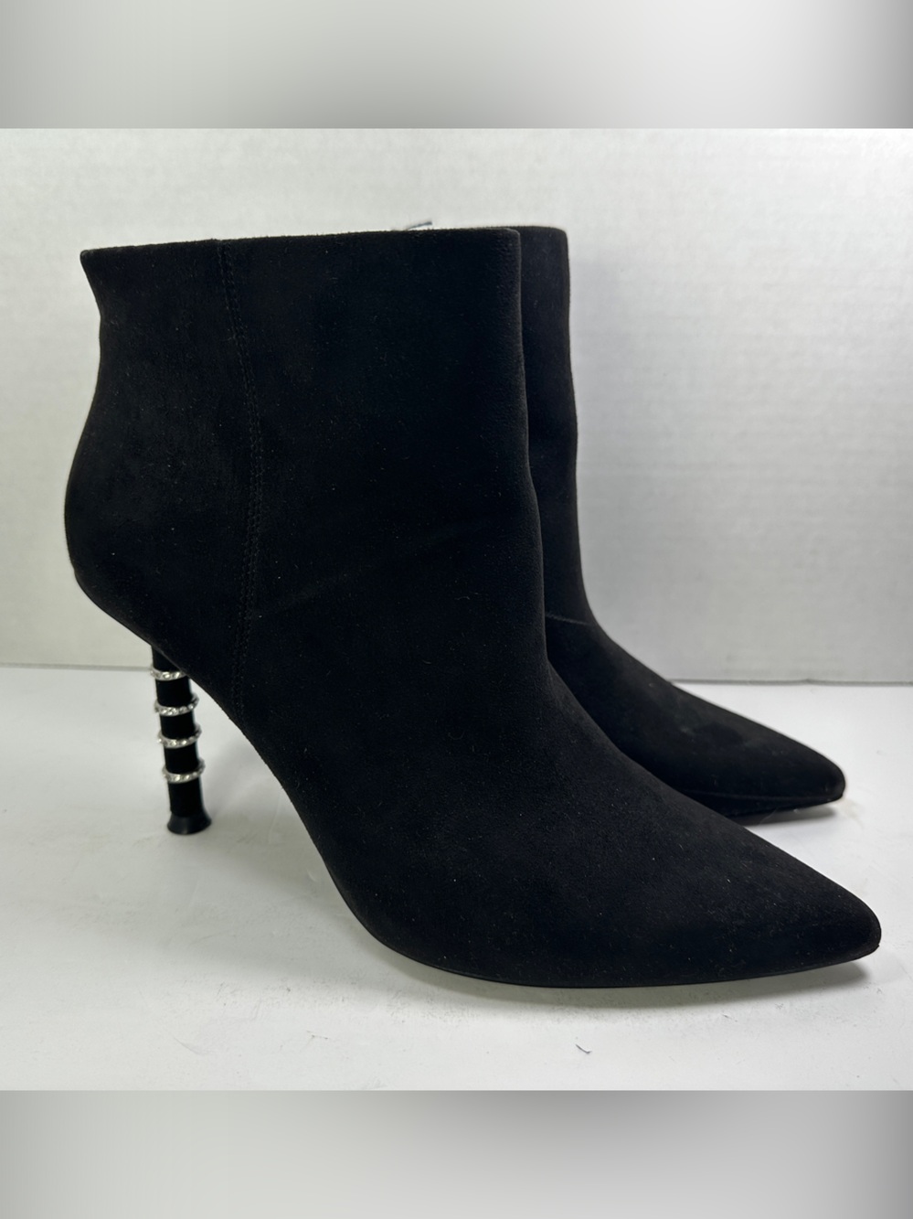 Jennifer Lopez Black Suede Pointed Ankle Boots Stacked Ring Heel Size 8